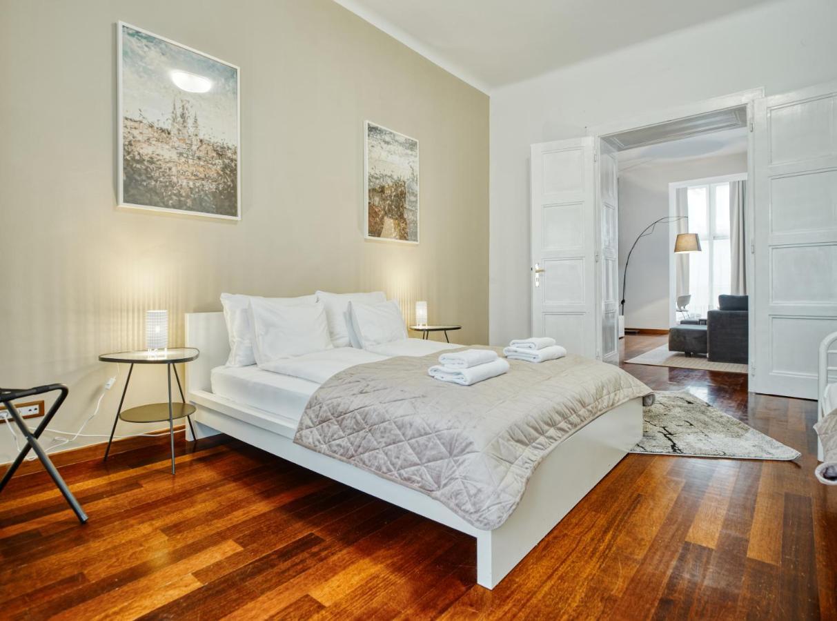 Irundo Downtown Apartments Zagreb Bagian luar foto